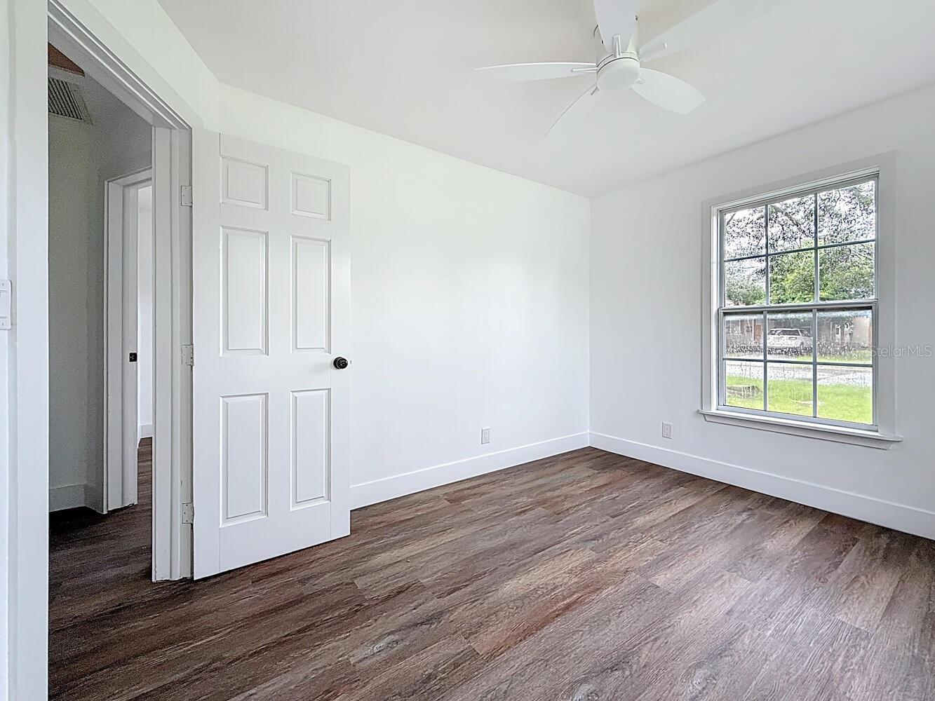 Image 30 of 46 For 2122 52nd Avenue N
