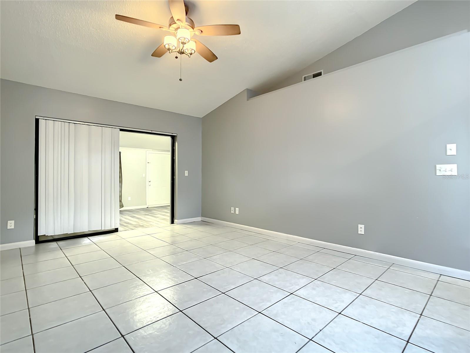 Image 15 of 45 For 9972 Burl Way