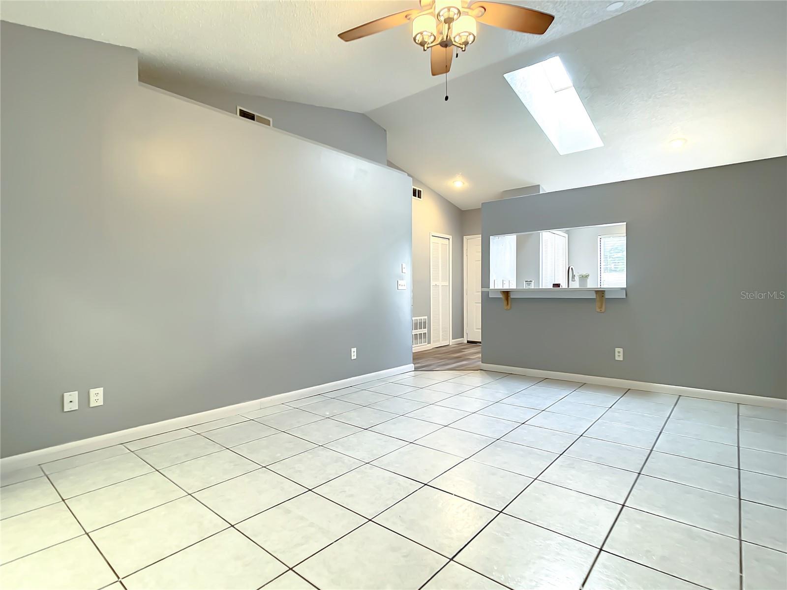 Image 17 of 45 For 9972 Burl Way