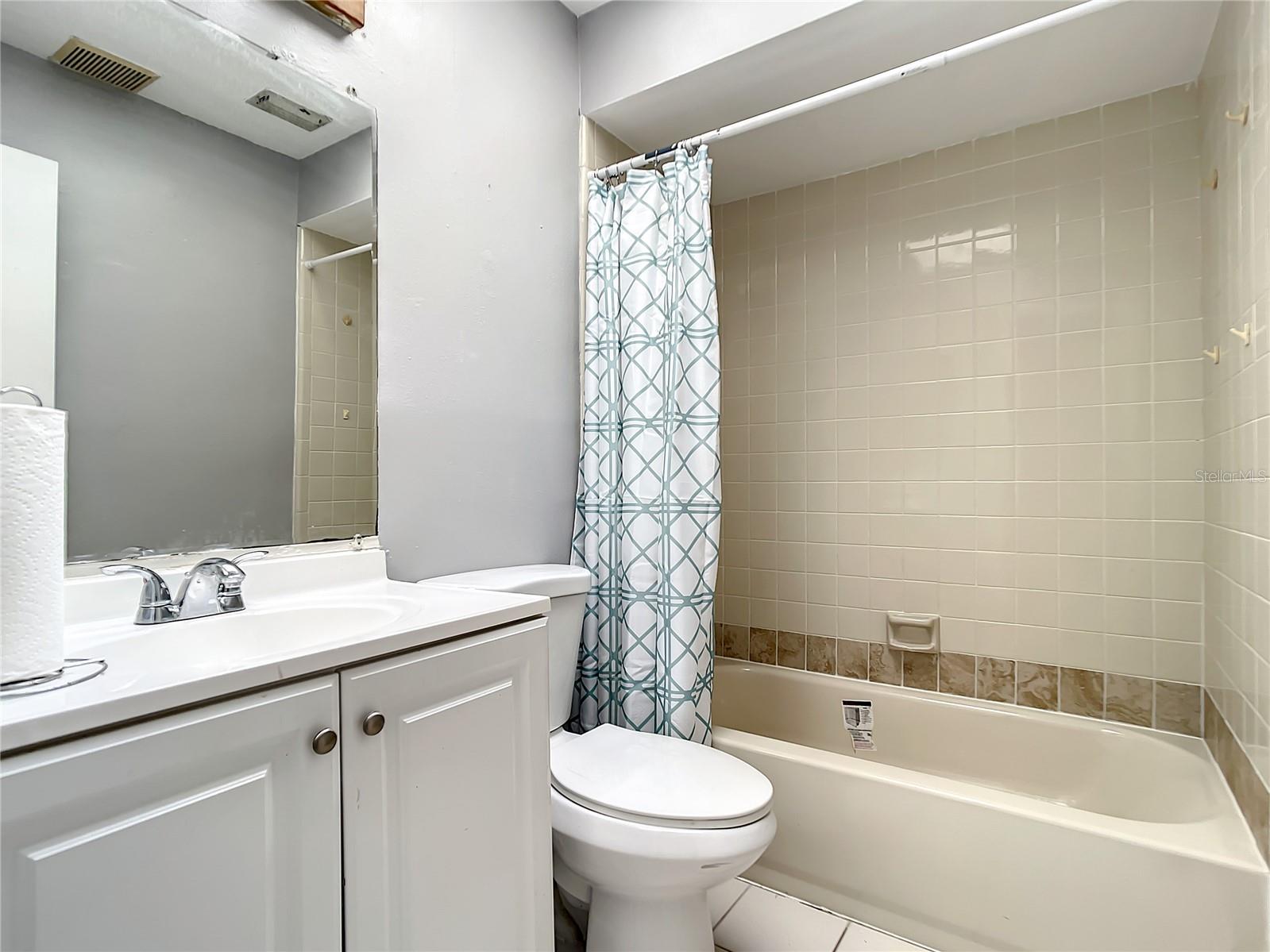 Image 23 of 45 For 9972 Burl Way