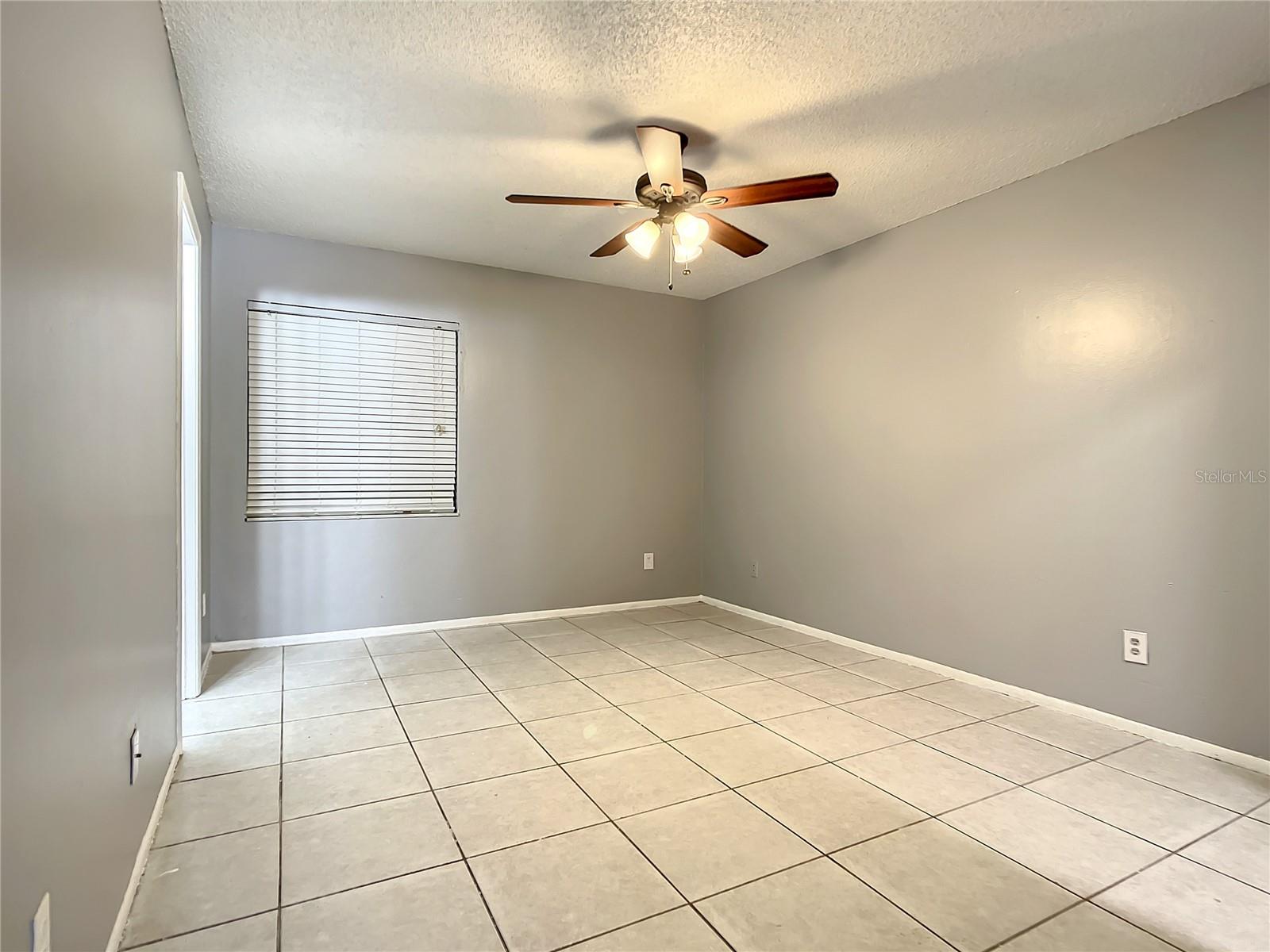 Image 27 of 45 For 9972 Burl Way