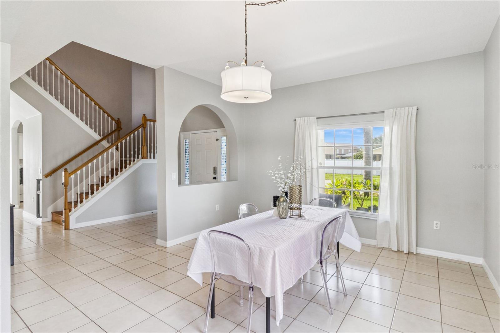 Image 18 of 58 For 2546 Baykal Drive