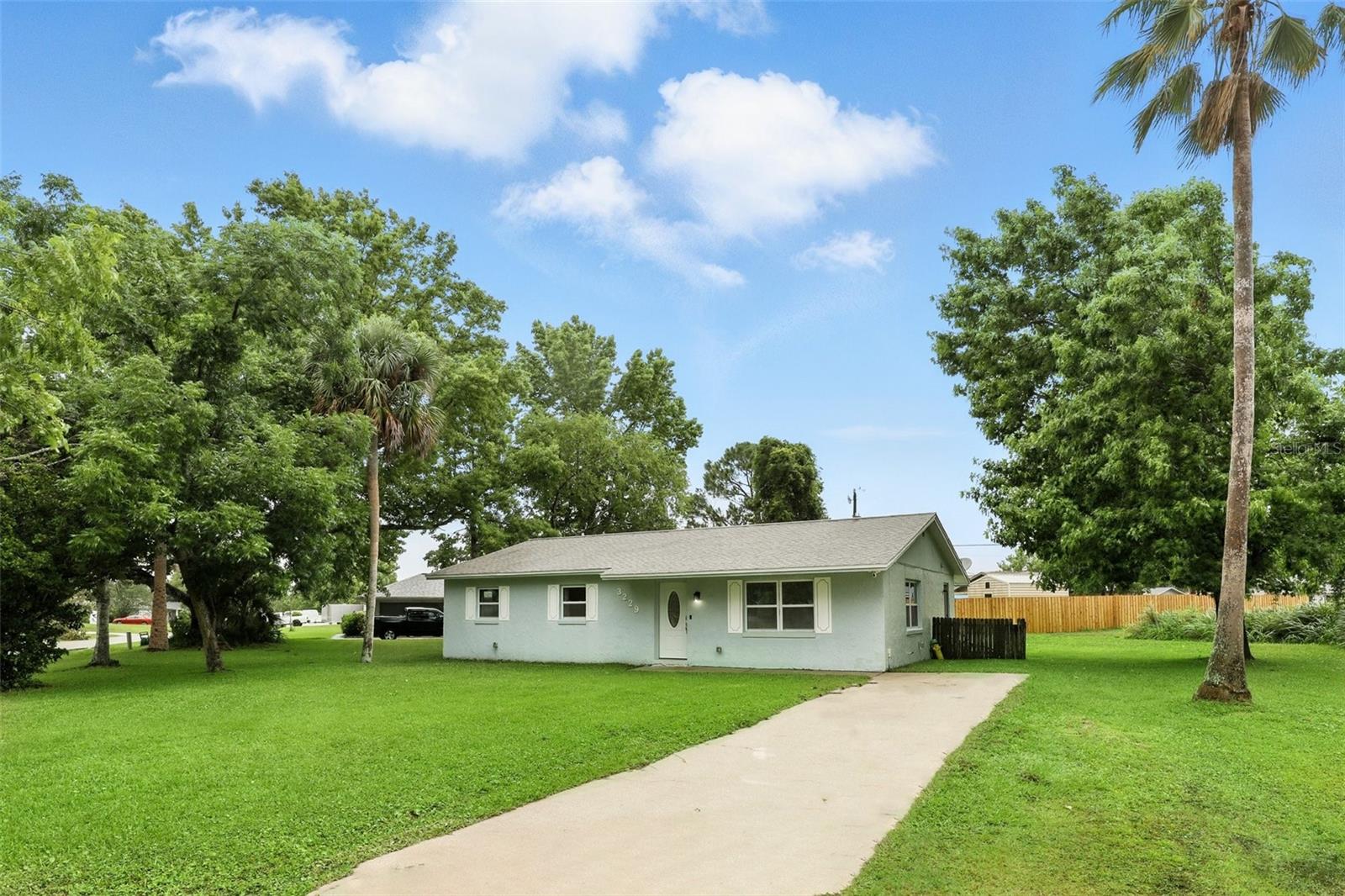 Image 2 of 28 For 3229 Sabal Palm Drive