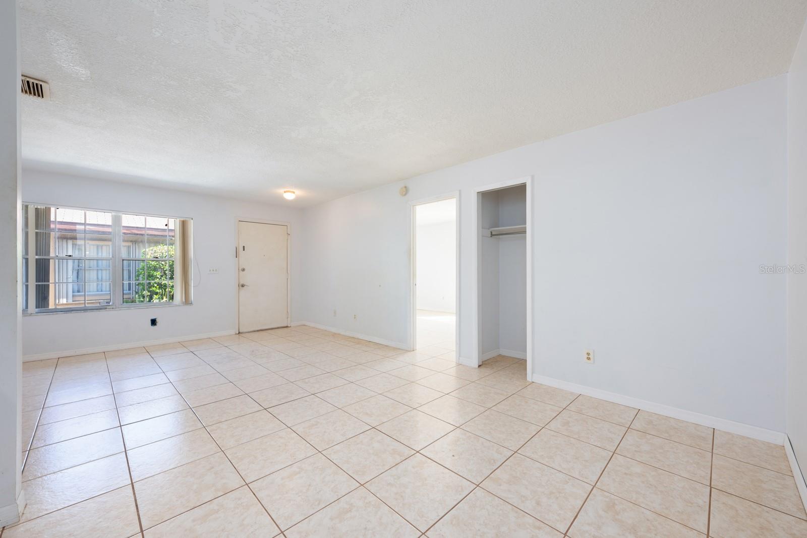 Image 3 of 22 For 1256 Sophie Boulevard