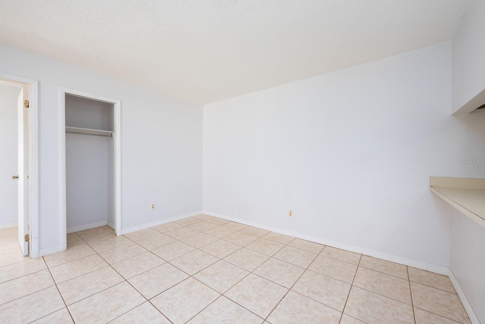 Image 5 of 22 For 1256 Sophie Boulevard