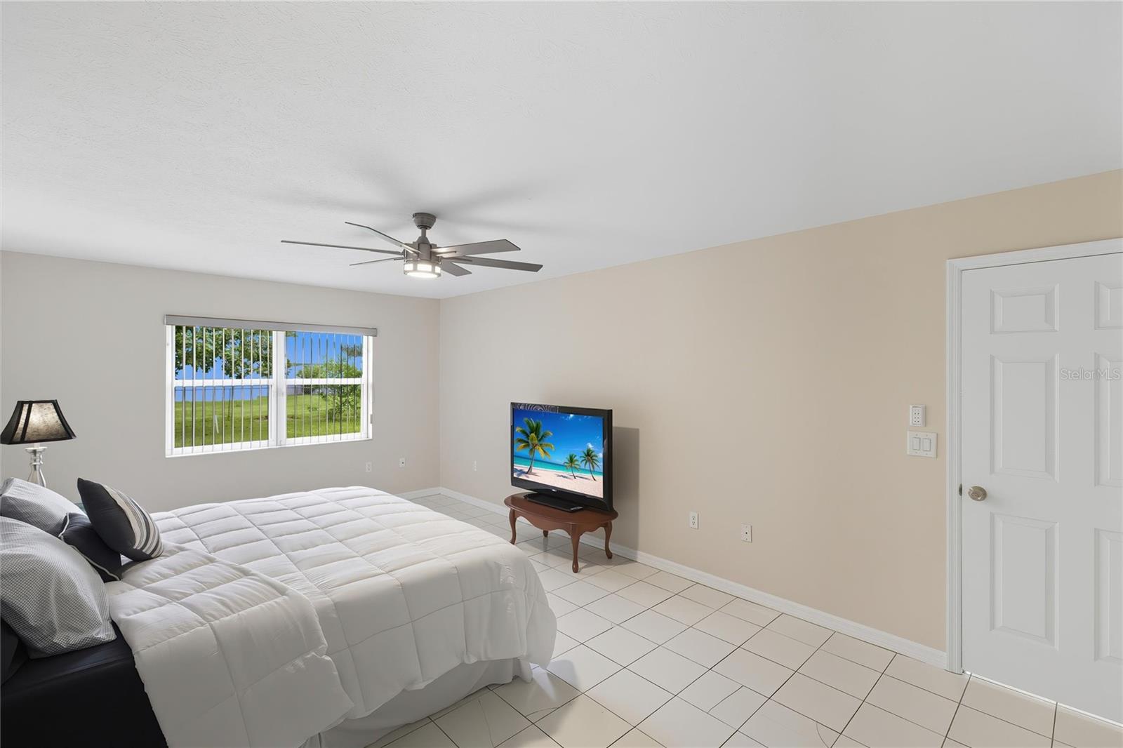 Image 23 of 66 For 3063 Lake June Boulevard