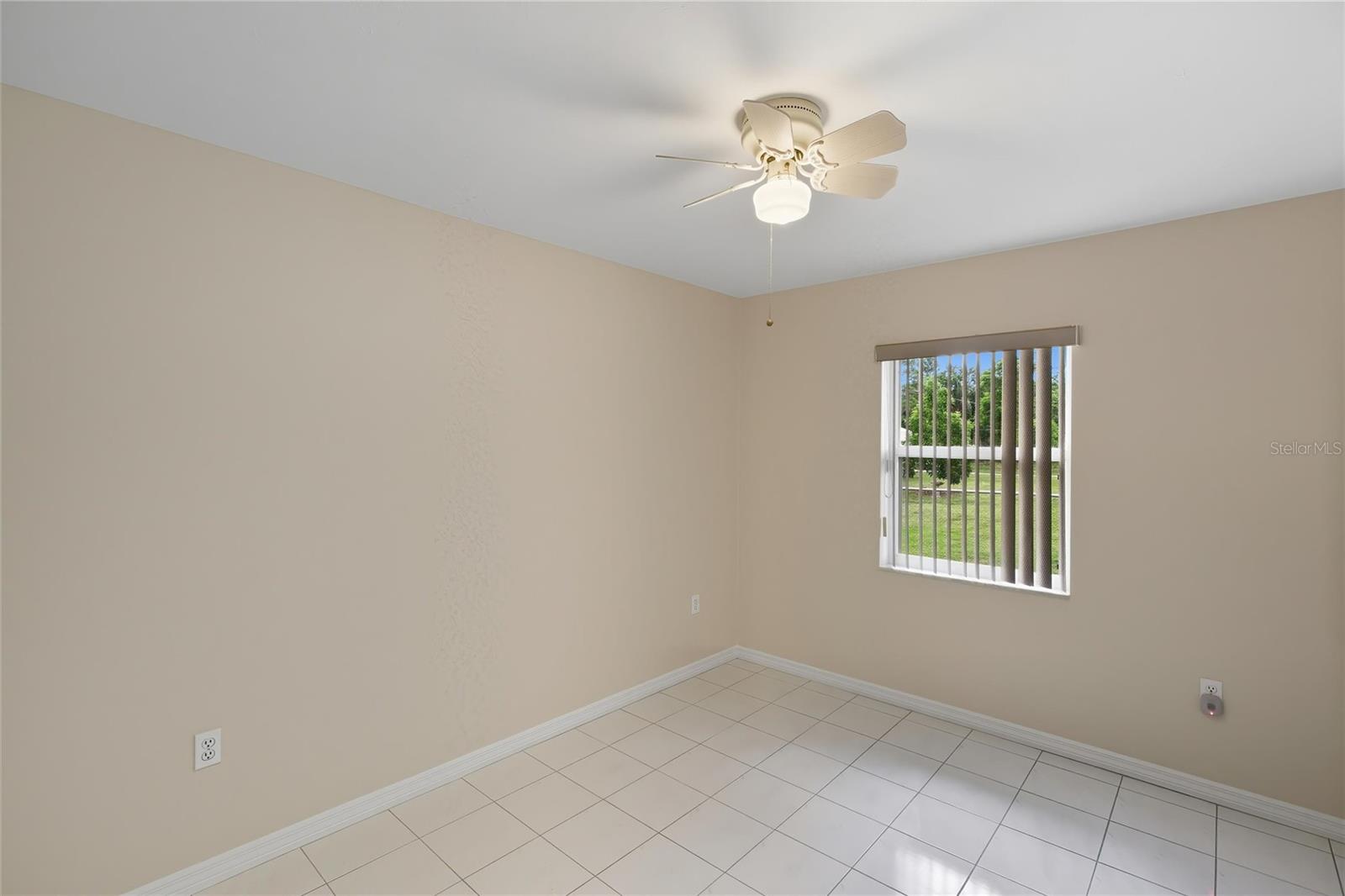 Image 34 of 66 For 3063 Lake June Boulevard