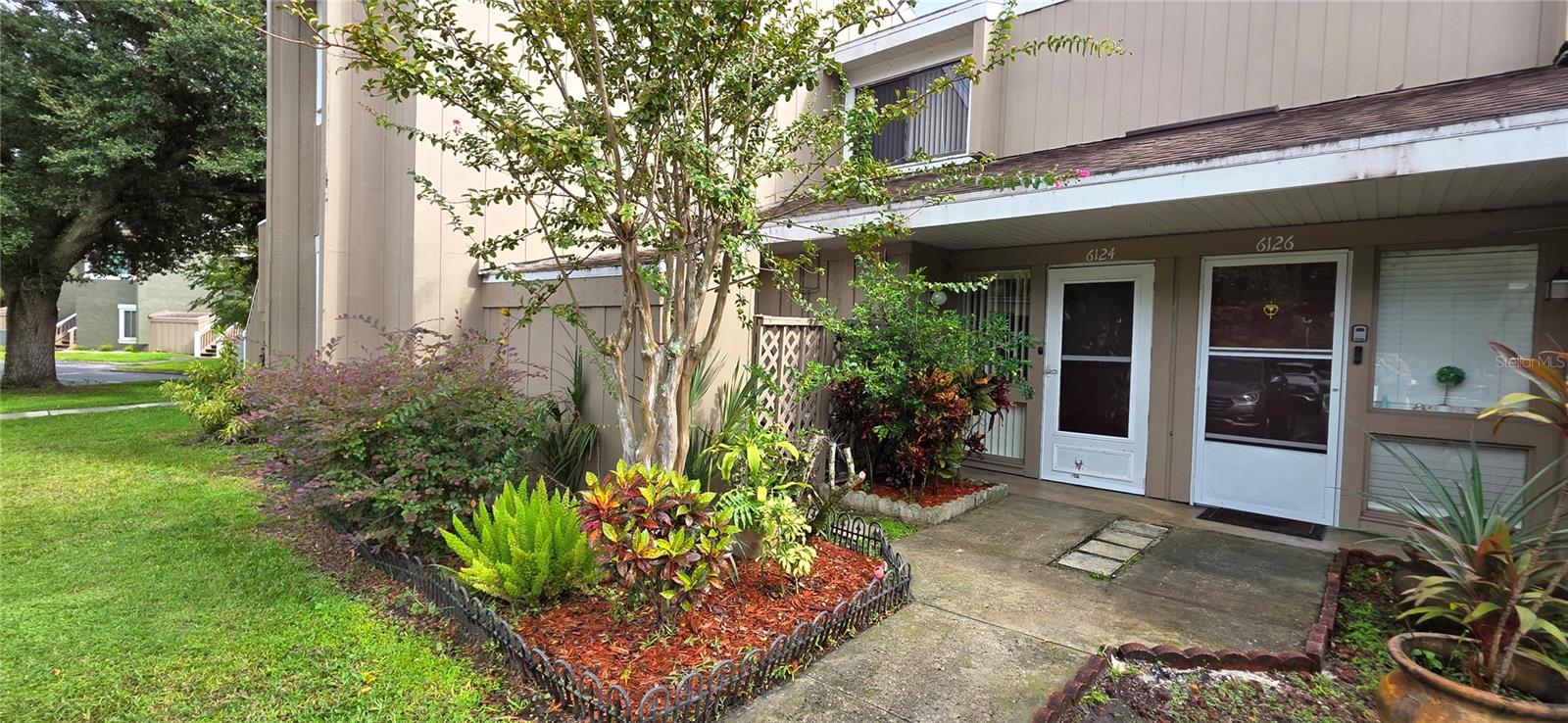 Image 3 of 49 For 6124 Peregrine Avenue D06