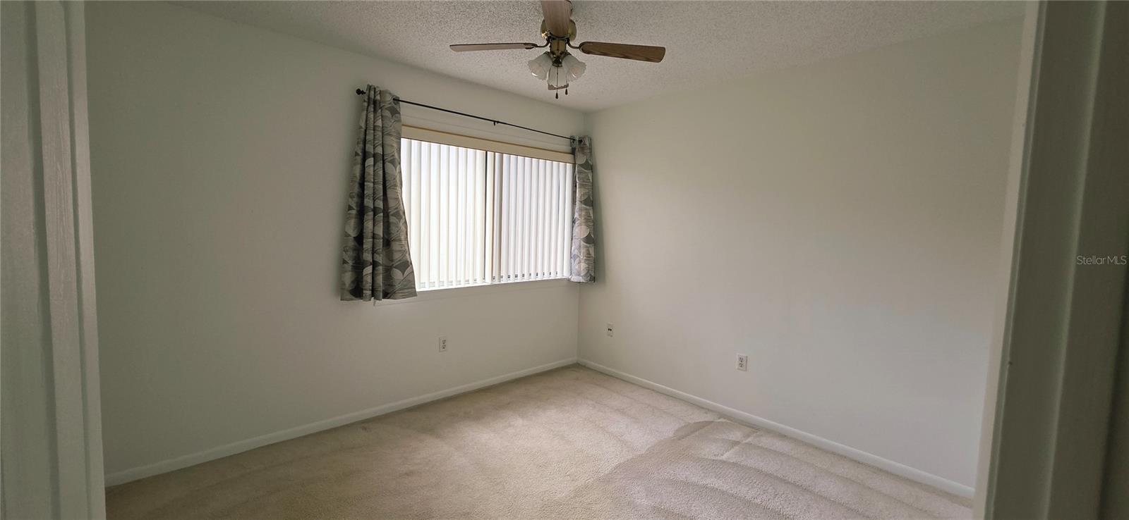 Image 37 of 49 For 6124 Peregrine Avenue D06
