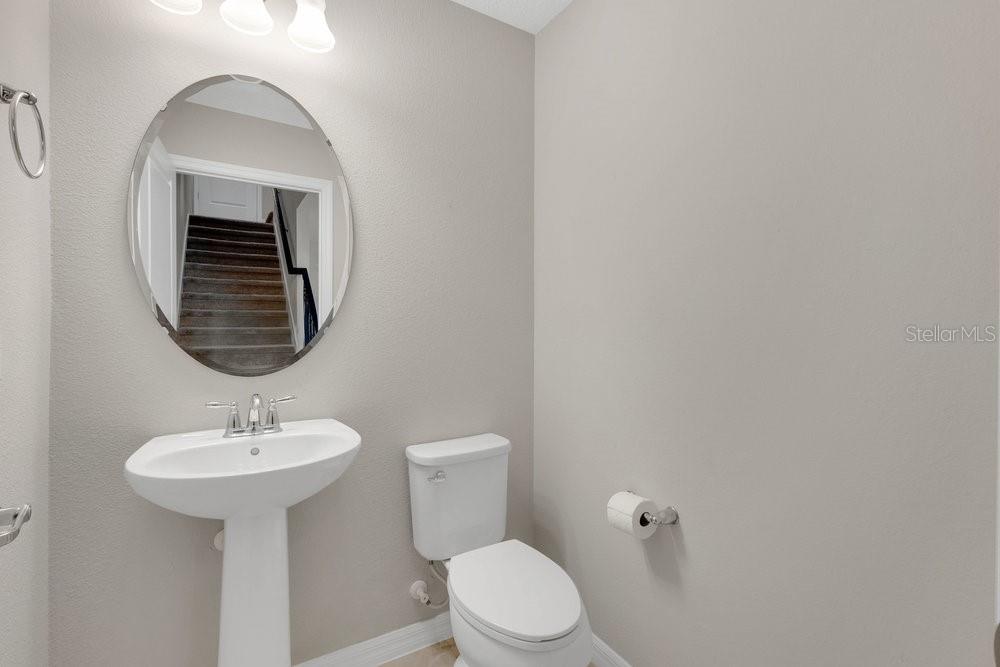 Image 11 of 48 For 5043 Walker Street