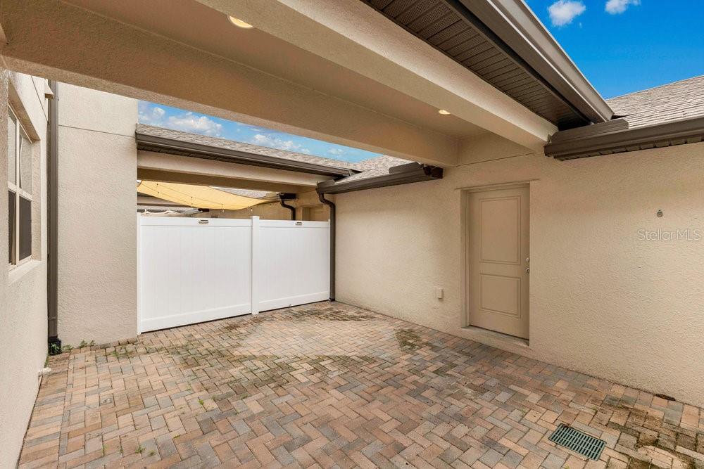 Image 18 of 48 For 5043 Walker Street