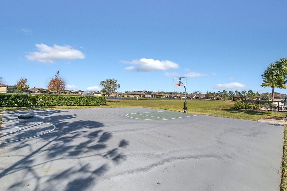 Image 29 of 48 For 5043 Walker Street