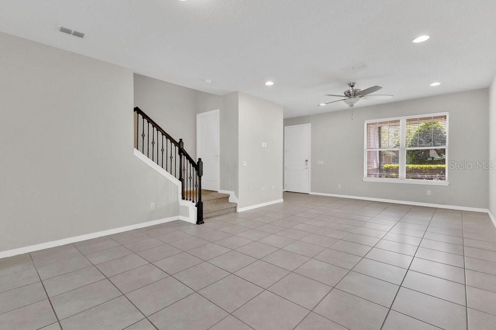 Image 4 of 48 For 5043 Walker Street