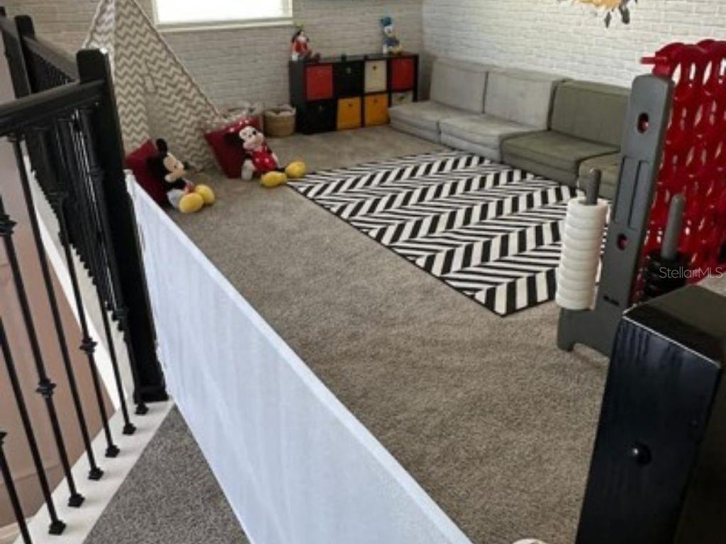 Image 18 of 26 For 840 Sticks Street