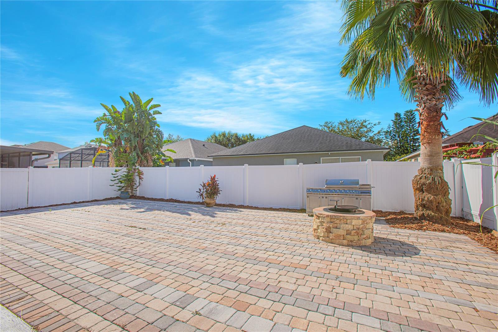 Image 19 of 48 For 10014 Medallion Bluff Lane