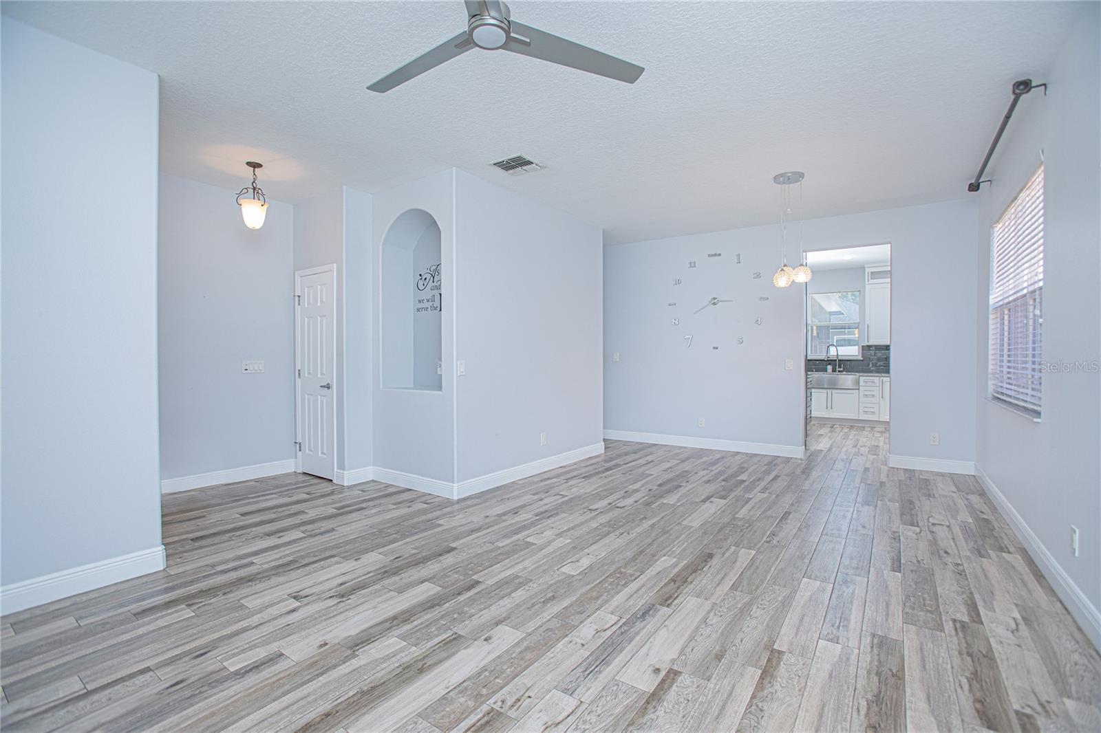 Image 20 of 48 For 10014 Medallion Bluff Lane