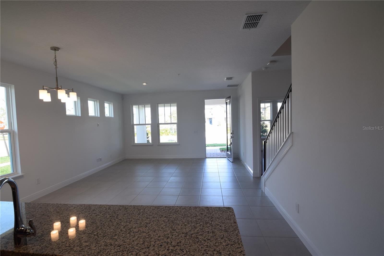 Image 9 of 34 For 13204 Kocher Way