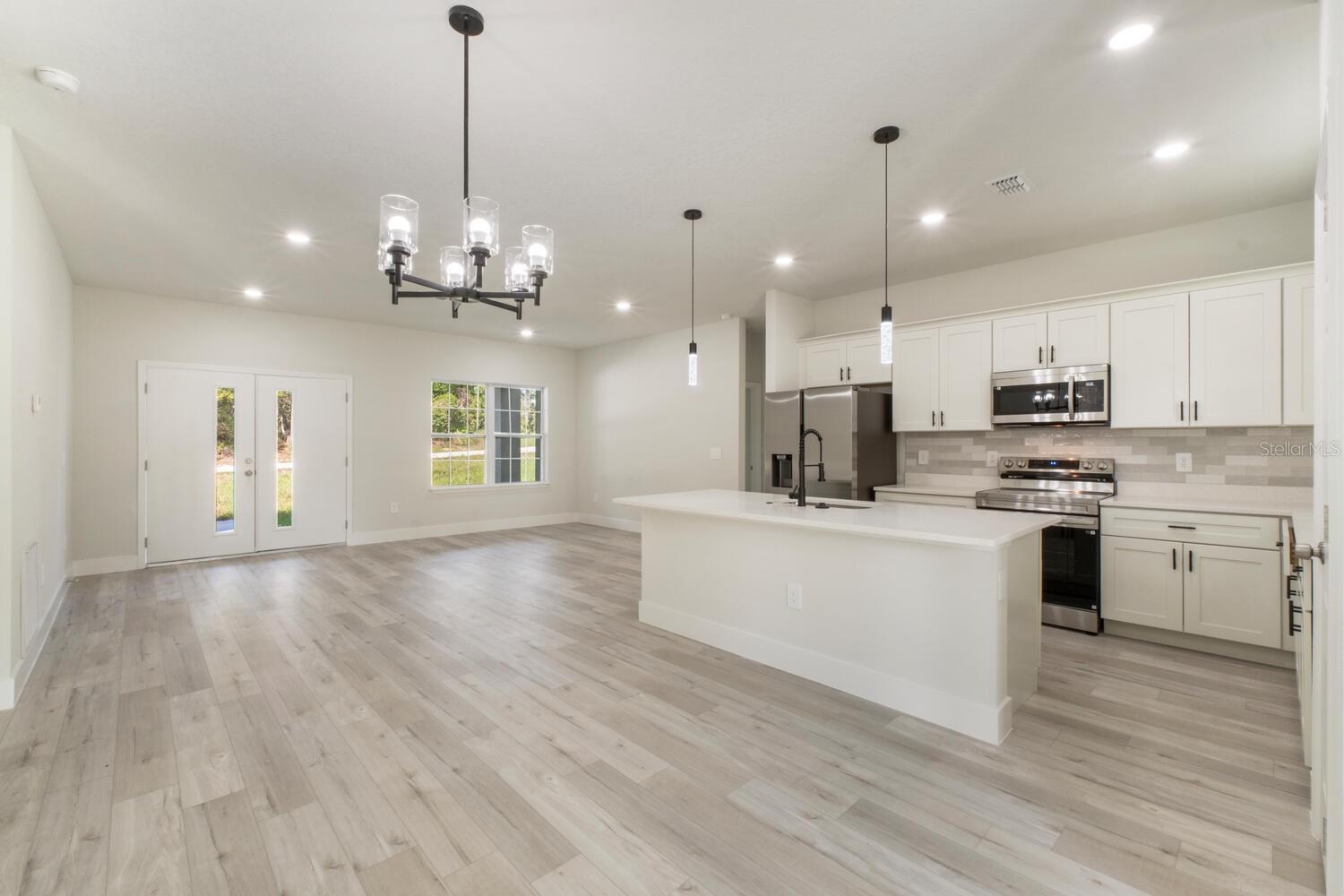 Listing photo id 10 for 9371 Cougar Paw Drive