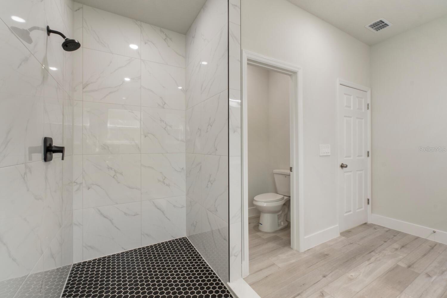 Listing photo id 22 for 9371 Cougar Paw Drive