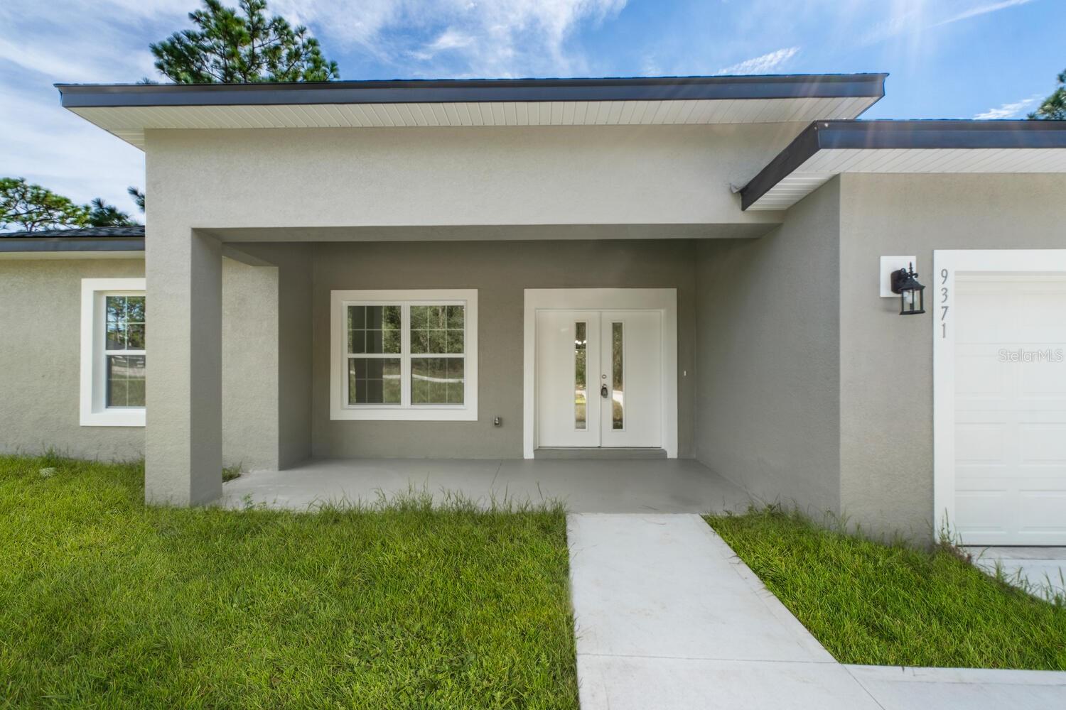 Listing photo id 1 for 9371 Cougar Paw Drive