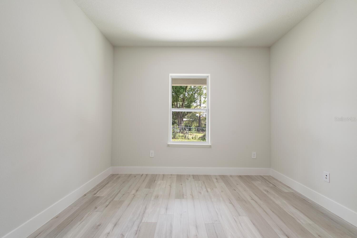 Listing photo id 28 for 9371 Cougar Paw Drive