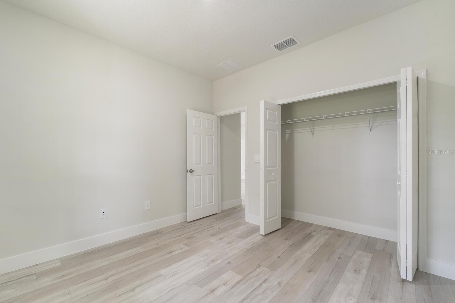Listing photo id 29 for 9371 Cougar Paw Drive