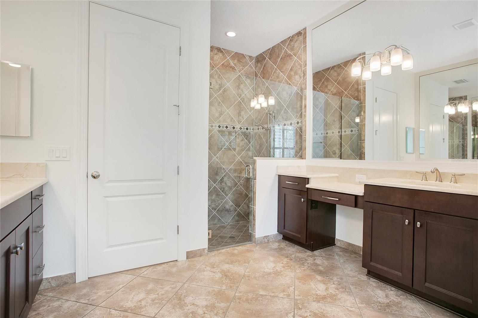 Image 15 of 45 For 10020 Hatton Circle