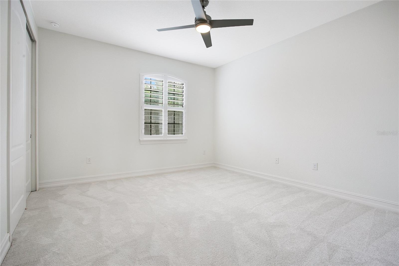 Image 22 of 45 For 10020 Hatton Circle