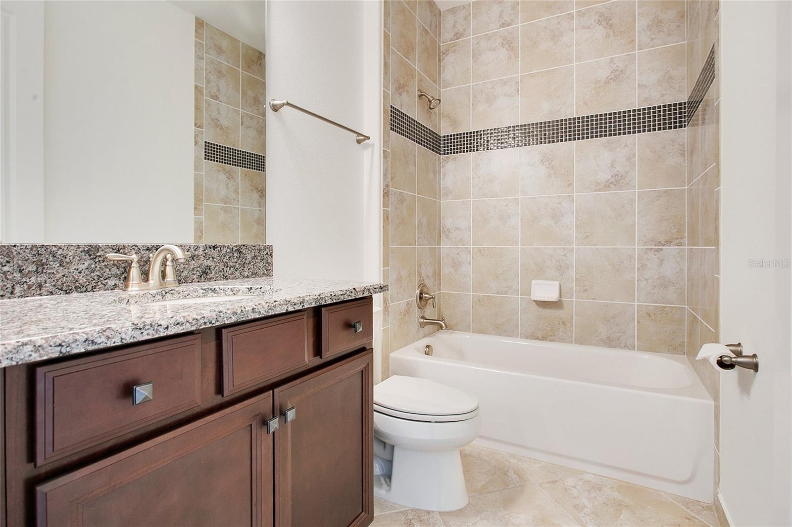 Image 23 of 45 For 10020 Hatton Circle