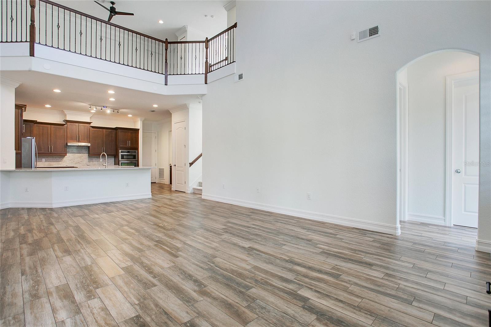 Image 7 of 45 For 10020 Hatton Circle