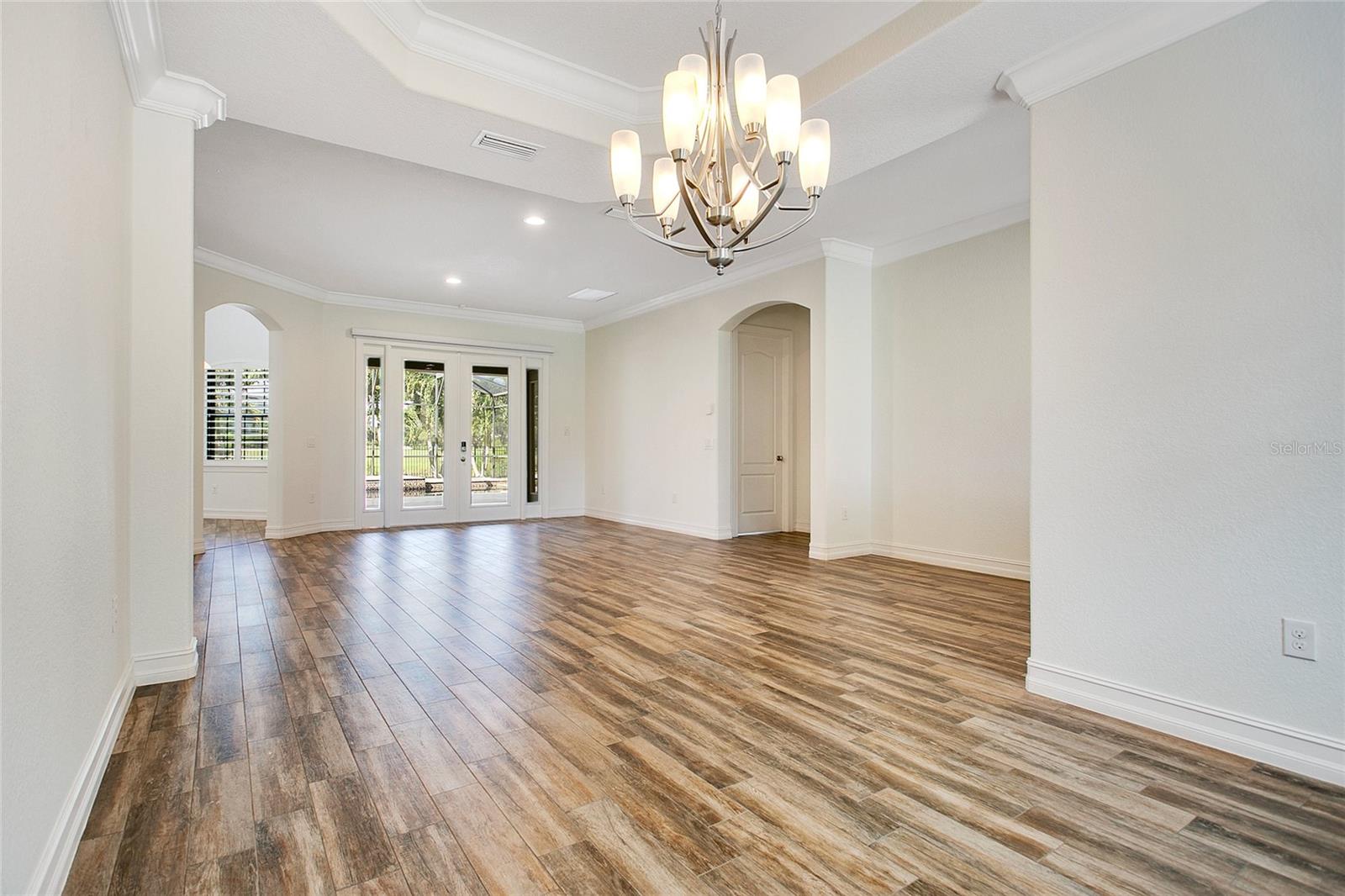 Image 9 of 45 For 10020 Hatton Circle