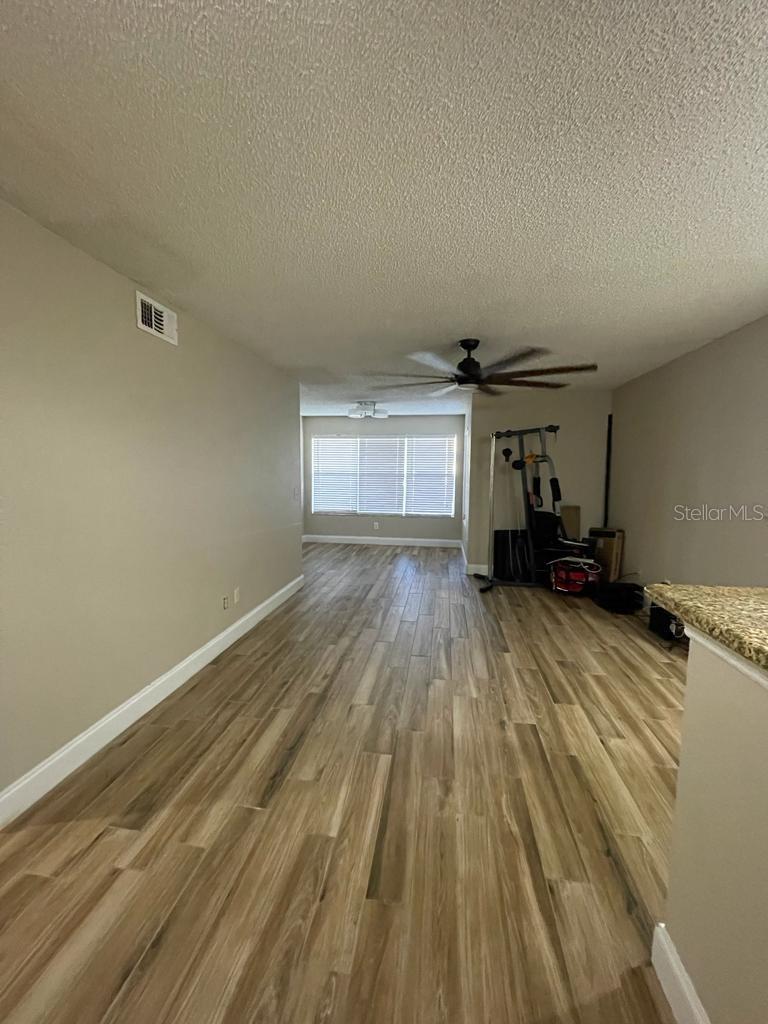 Image 12 of 30 For 5148 Conroy Road 18