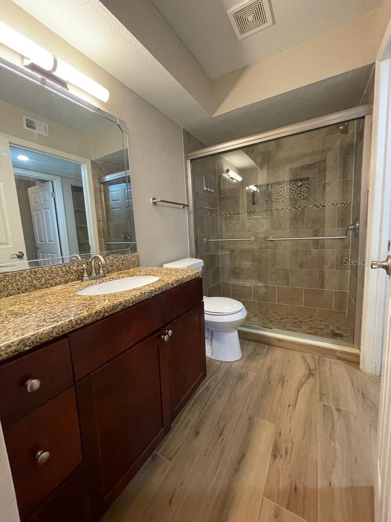 Image 15 of 30 For 5148 Conroy Road 18