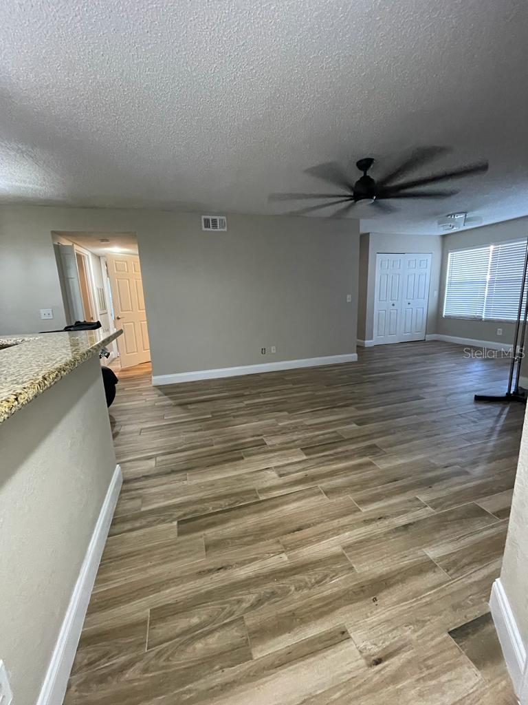 Image 4 of 30 For 5148 Conroy Road 18