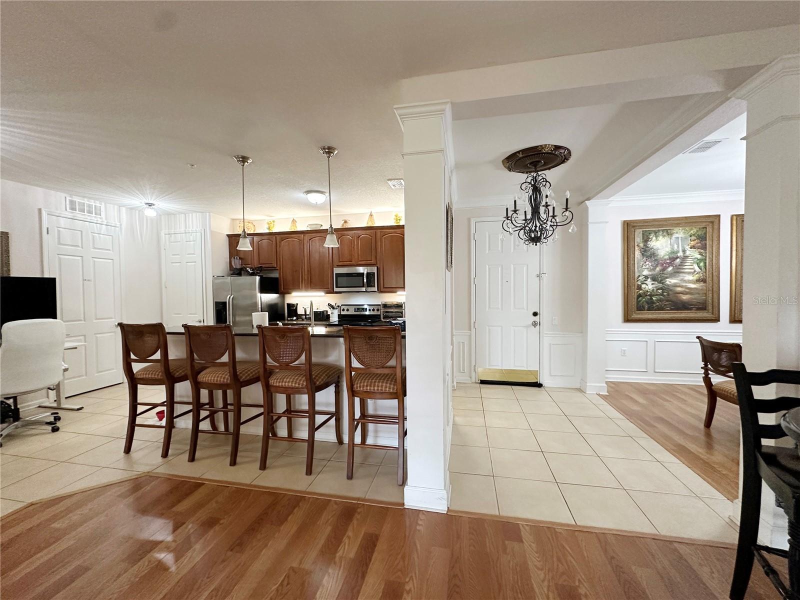Image 12 of 67 For 5036 Shoreway Loop 305
