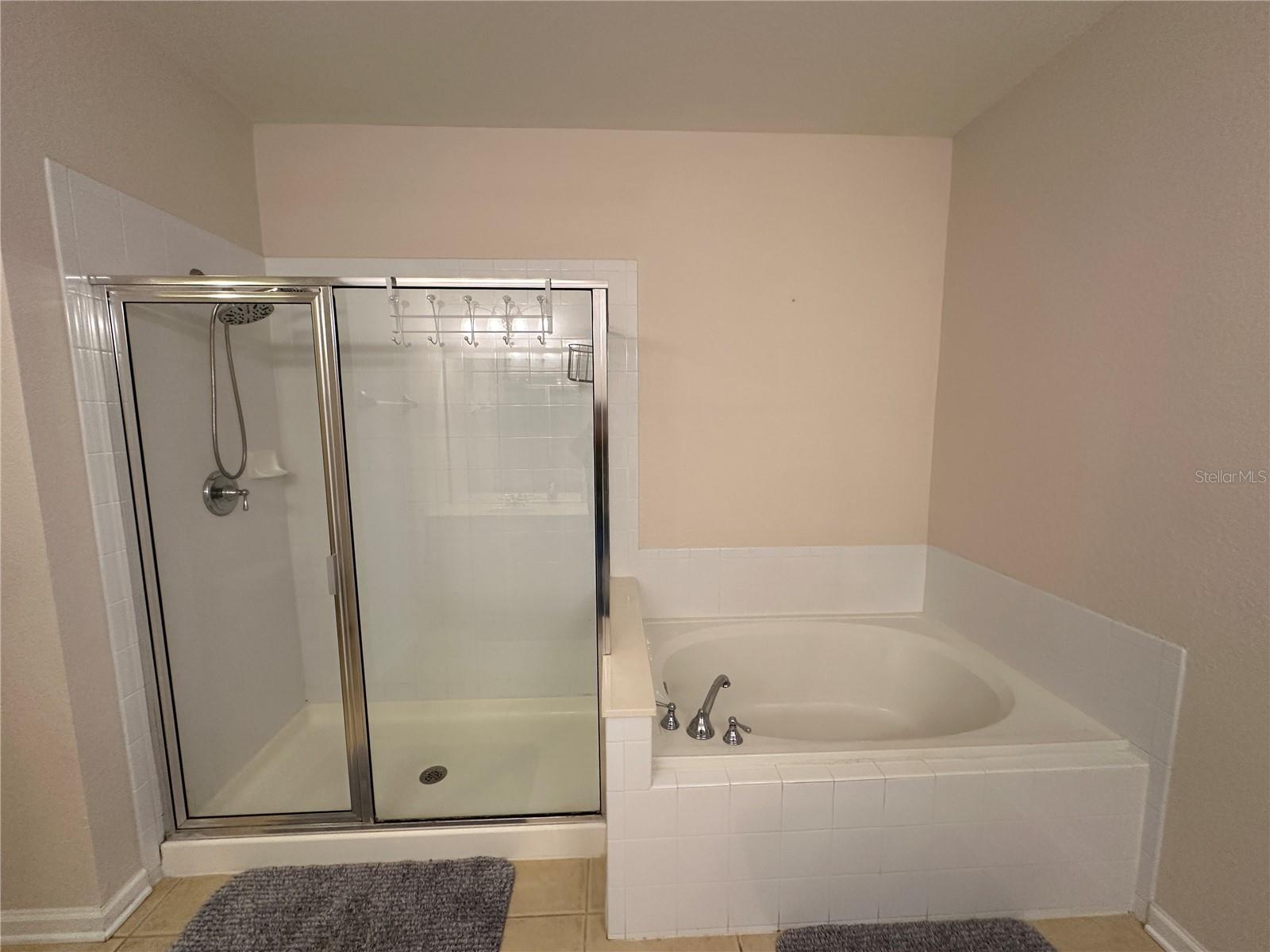 Image 20 of 67 For 5036 Shoreway Loop 305