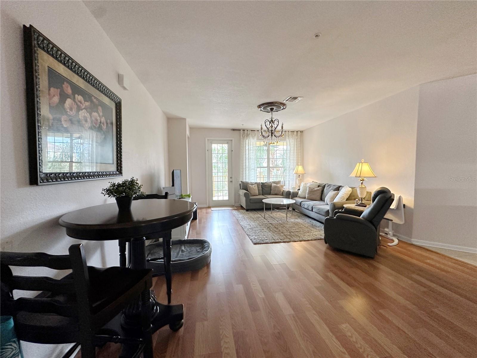 Image 8 of 67 For 5036 Shoreway Loop 305