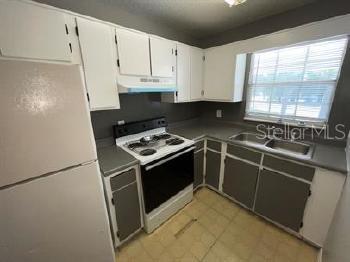 Image 3 of 7 For 601 State Avenue 6