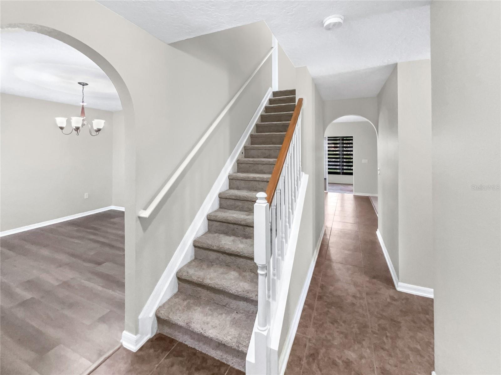 Image 21 of 39 For 5361 Silver Thistle Lane