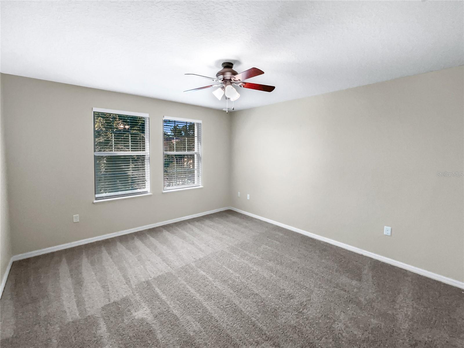 Image 27 of 39 For 5361 Silver Thistle Lane