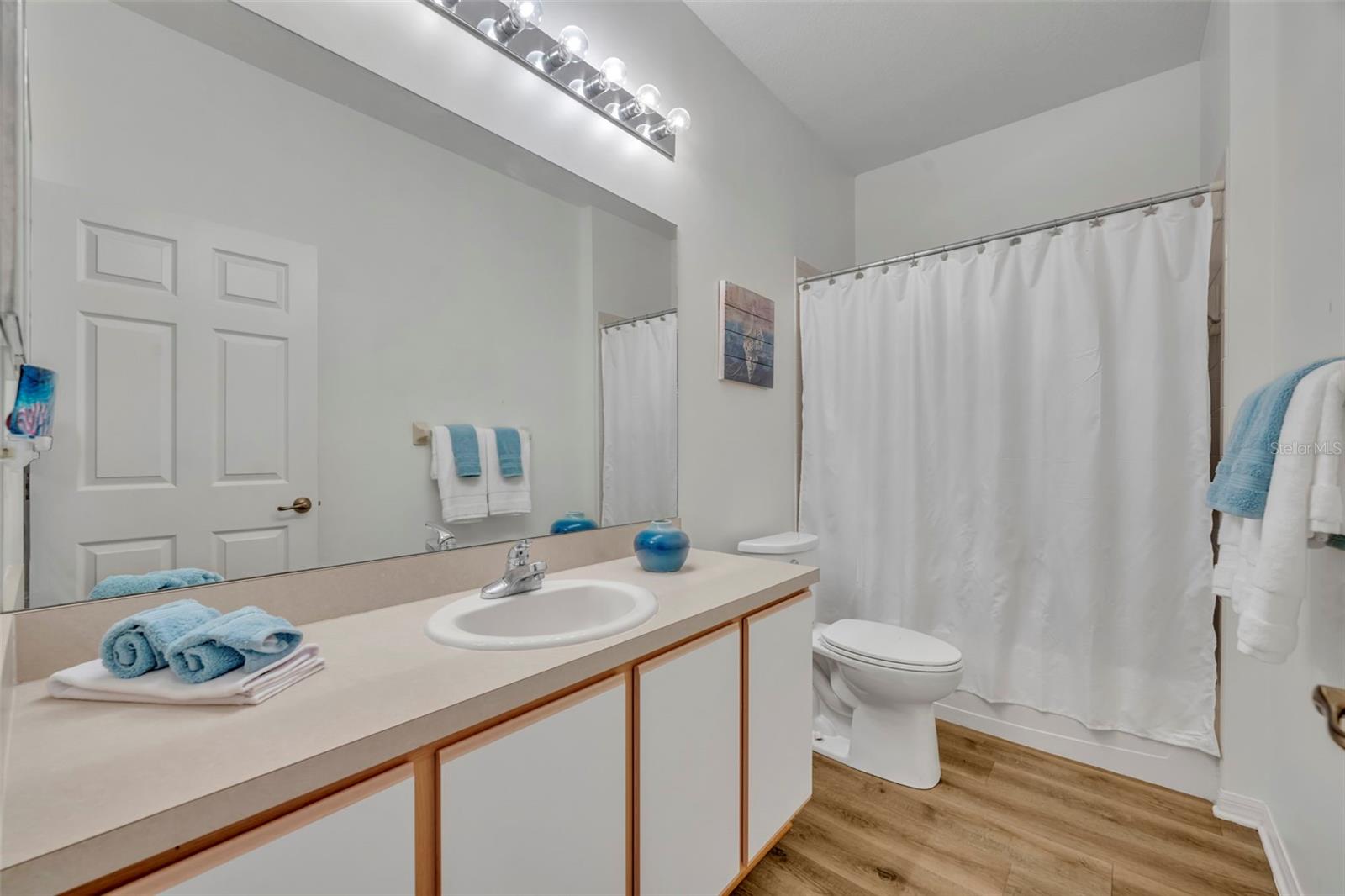 Image 17 of 51 For 4115 Aberdeen Lane