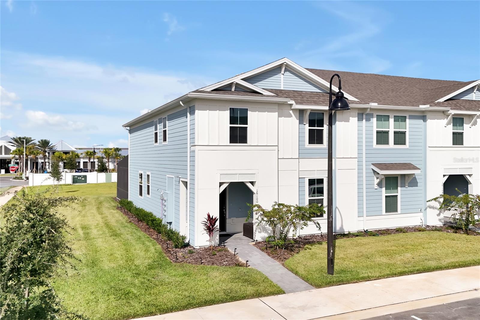 Image 61 of 89 For 16100 Palm Frond Avenue