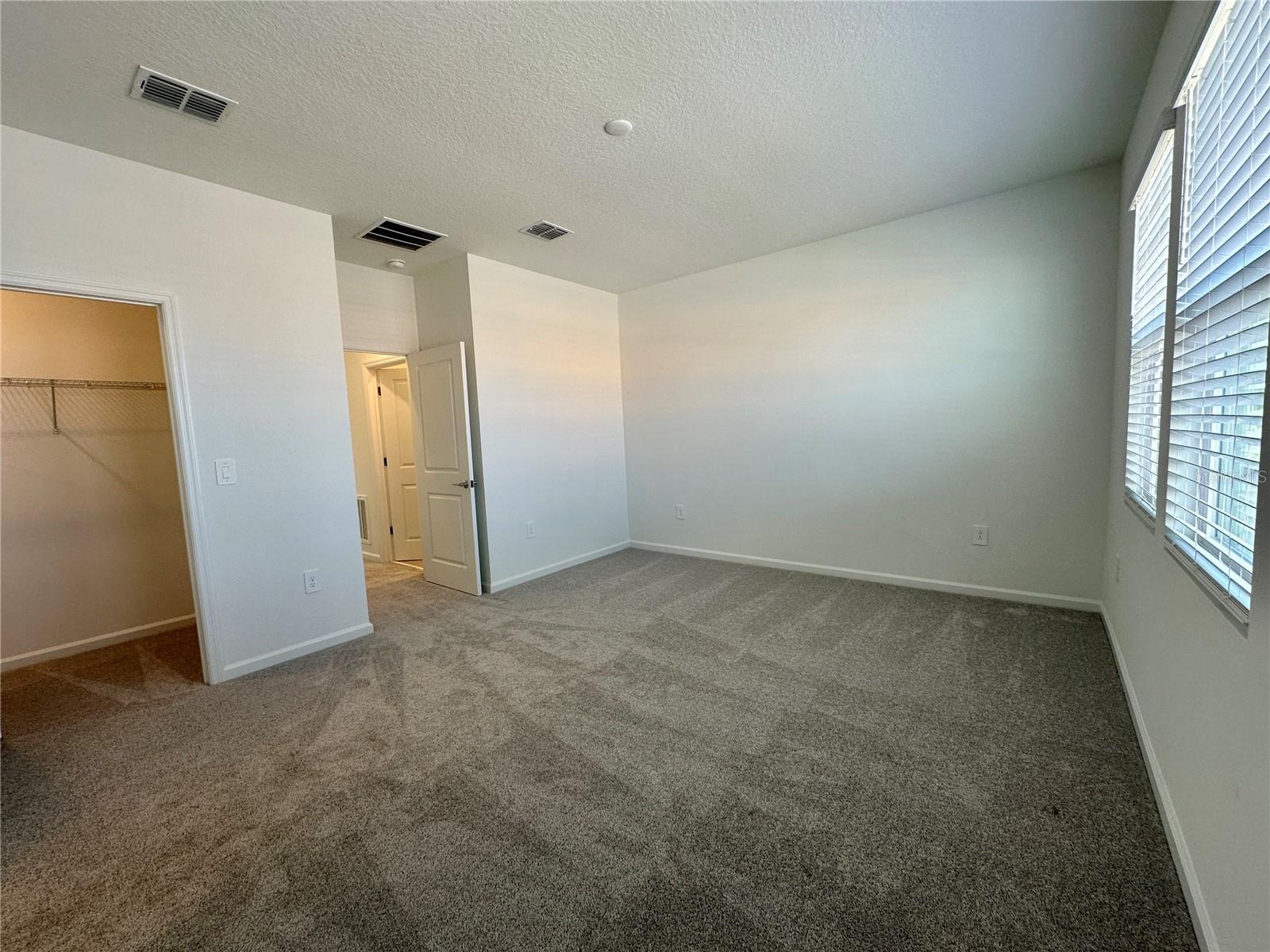Image 16 of 40 For 7139 Sienna Oak Alley