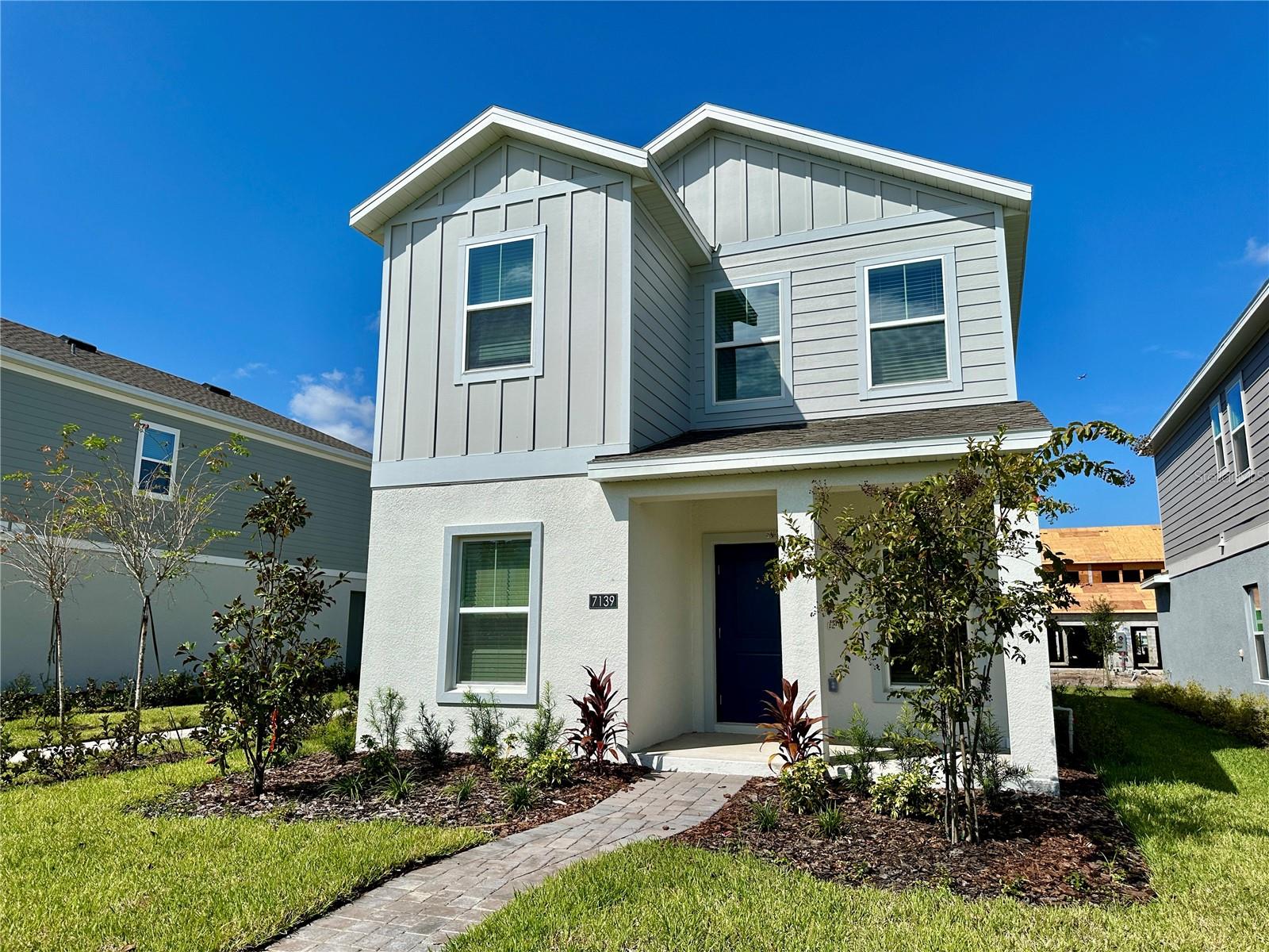 Image 2 of 40 For 7139 Sienna Oak Alley