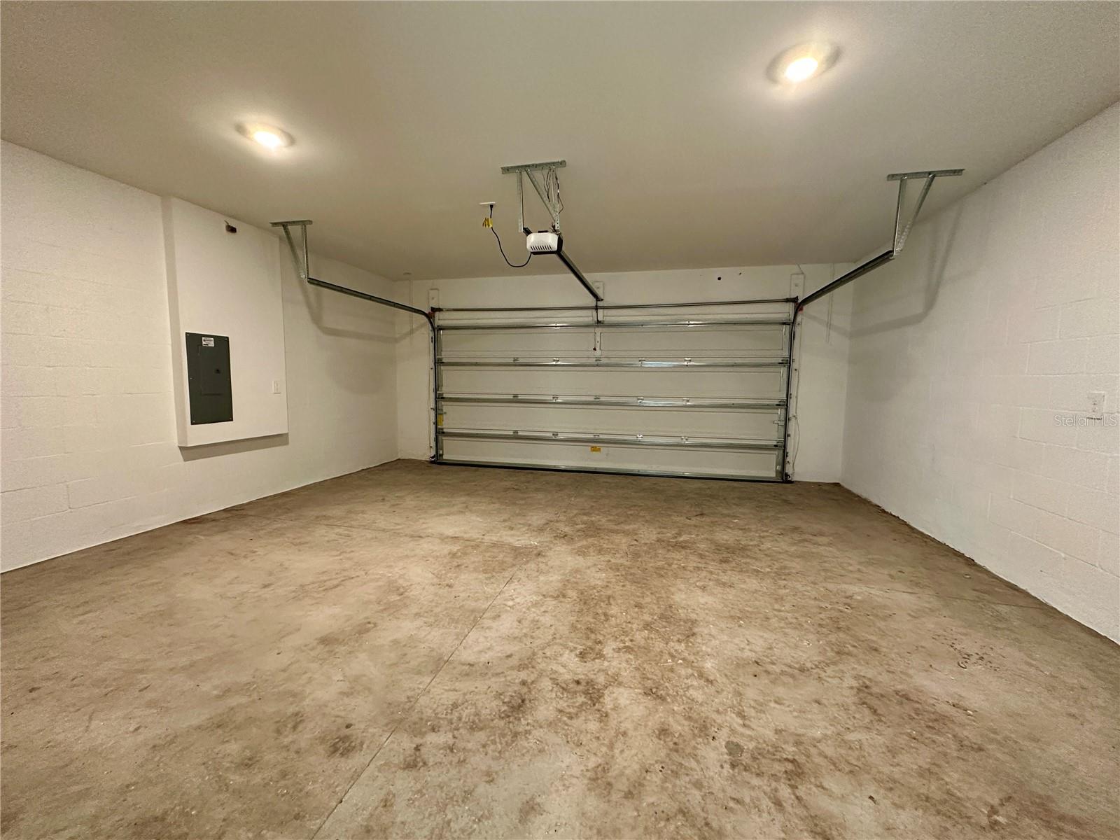 Image 30 of 40 For 7139 Sienna Oak Alley