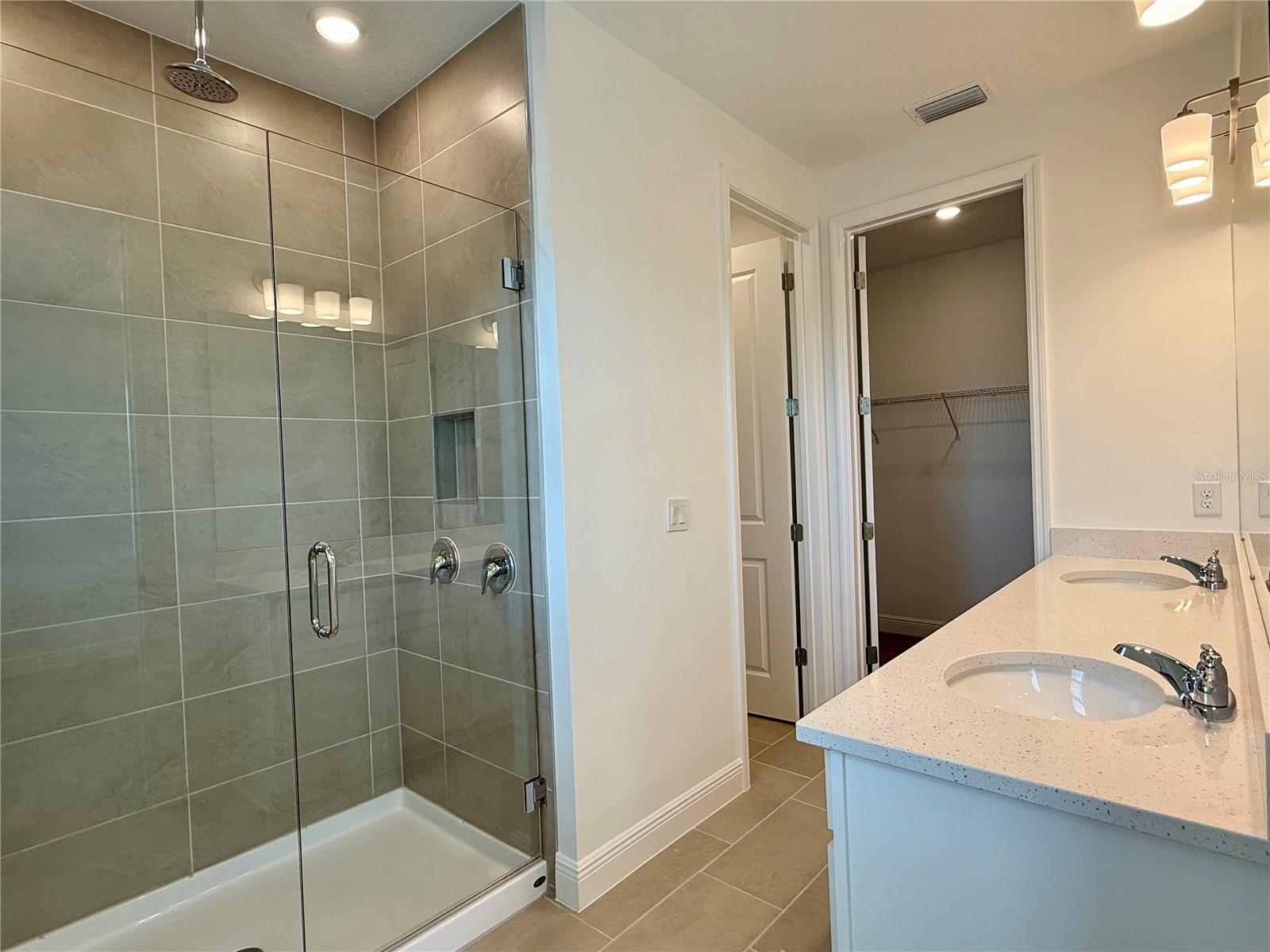 Image 15 of 33 For 13078 Serene Glade Road