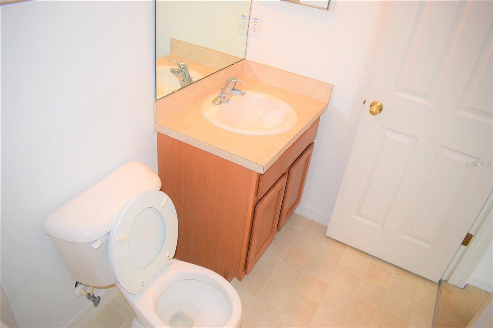 Image 11 of 23 For 521 Cresting Oak Circle 76