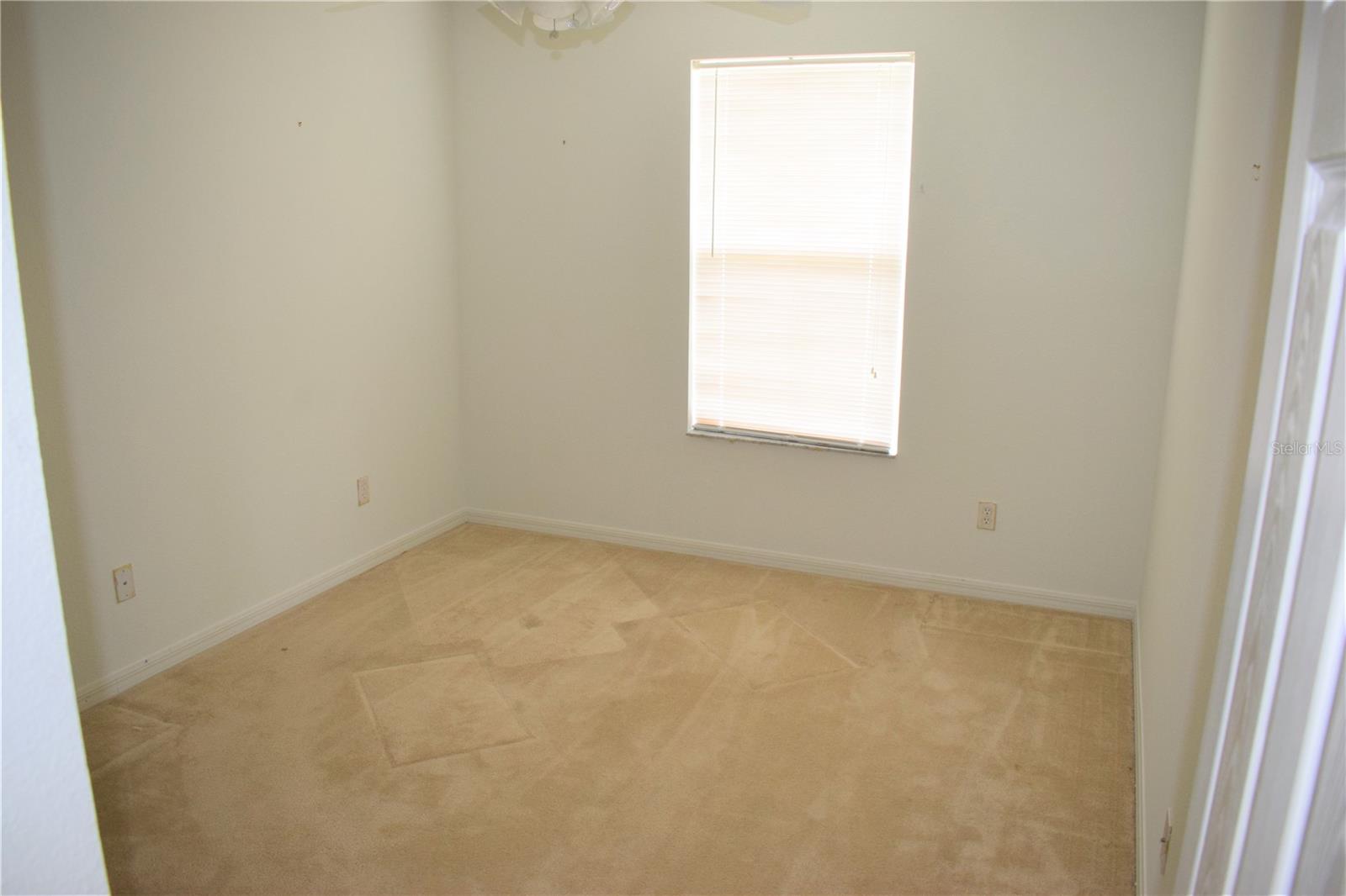 Image 14 of 23 For 521 Cresting Oak Circle 76
