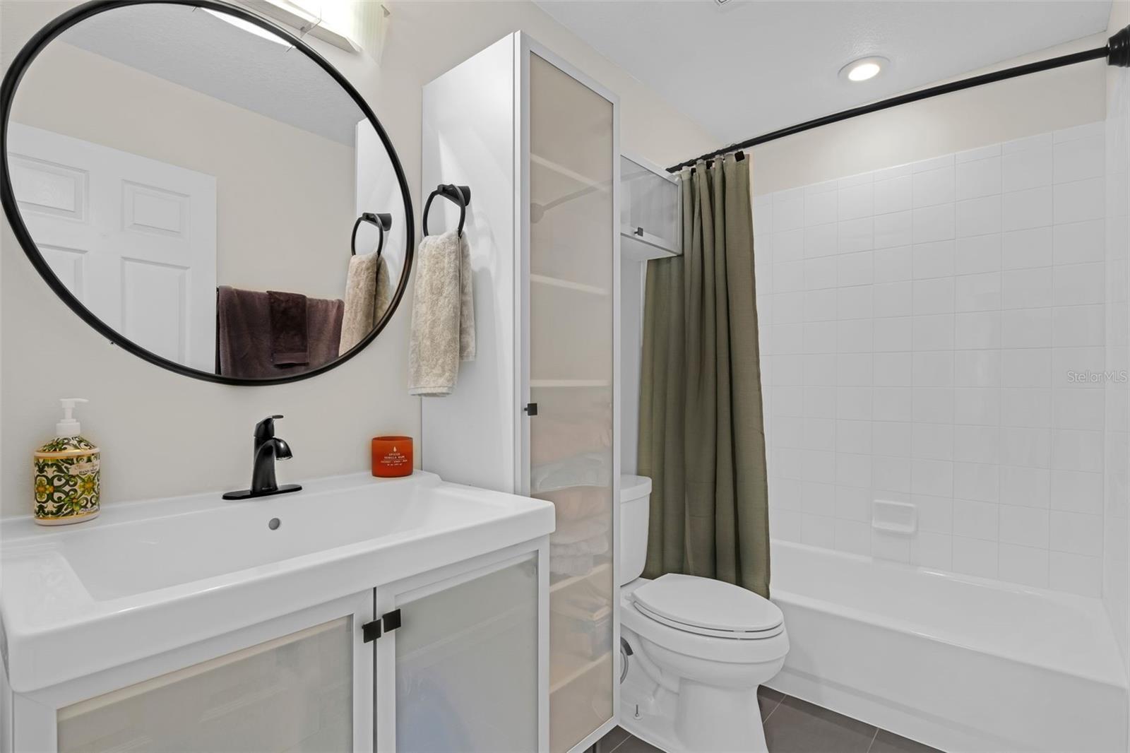 Image 18 of 55 For 2966 Eglington Drive