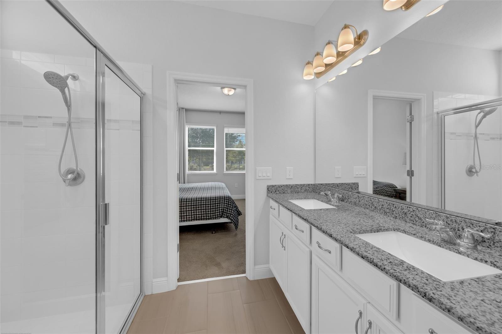 Image 13 of 32 For 2087 Laurelwood Way